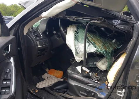 2016 Mazda Cx-5 Grand Touring z USA, uszkodzony, nr VIN JM3KE4DY2G0763768